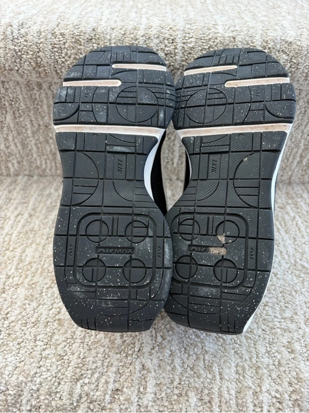 Nike Air Max INTRLK Lite kids' sneakers black and white. Size Boys 3. - Picture 9 of 10